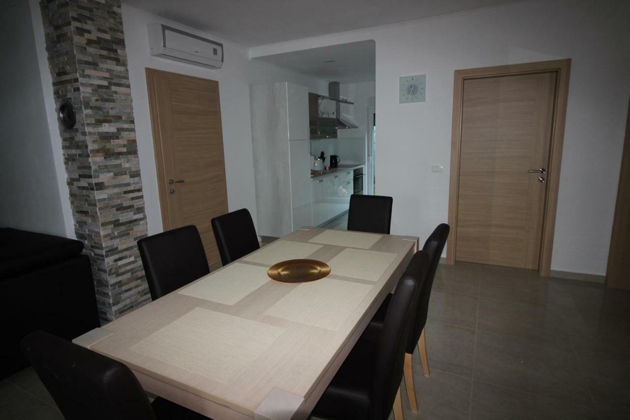 Apartment Умаг Екстериор снимка